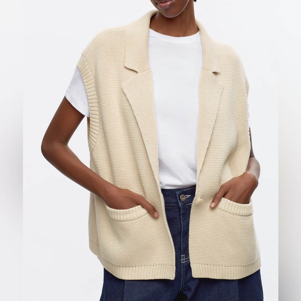 {{kotn}} Women's Fine Knit Vest in Alabaster
